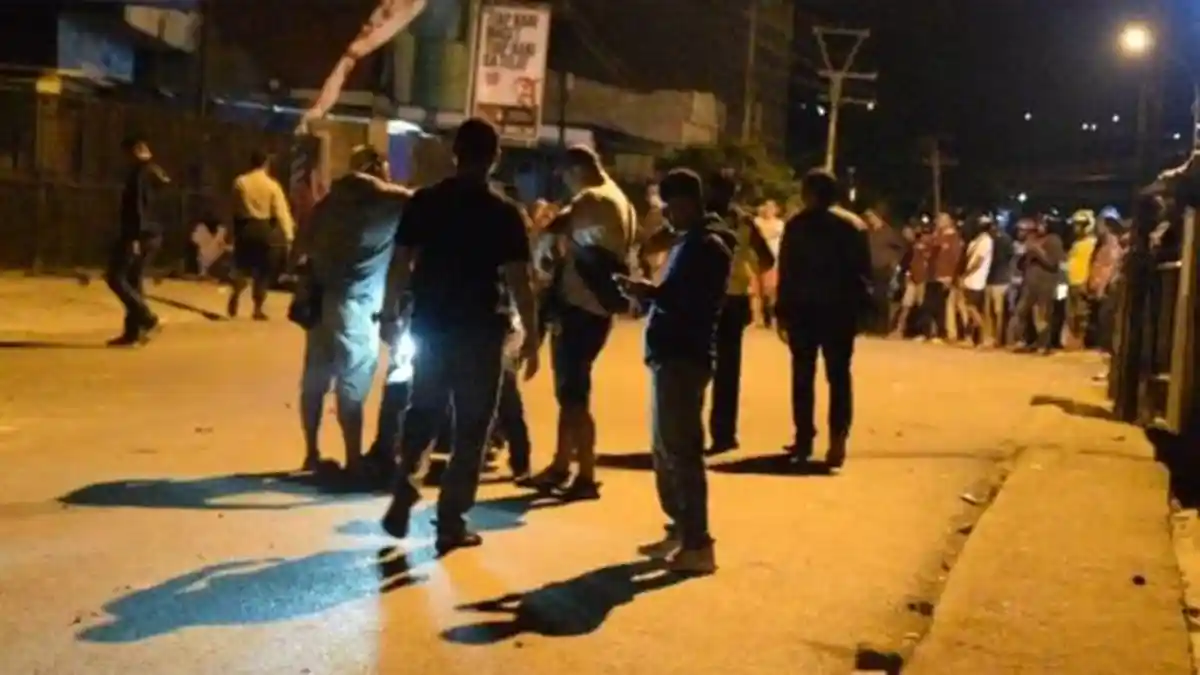 Bentrok Antar Kelompok Pemuda di Baubau, Seorang Polisi Terluka, Wartawan Terkena Lemparan Batu