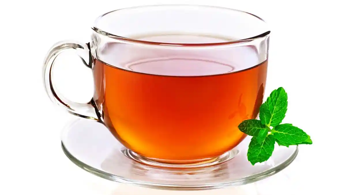 Hindari Minum Teh Saat Sahur Agar Tercegah dari Dehidrasi