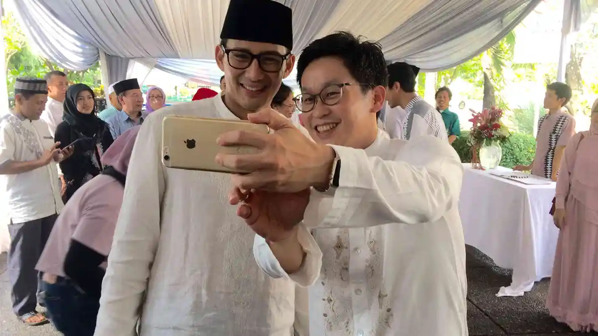 Posting Foto Jadul, Netizen Sebut Sandiaga Uno Mirip Onky Alexander