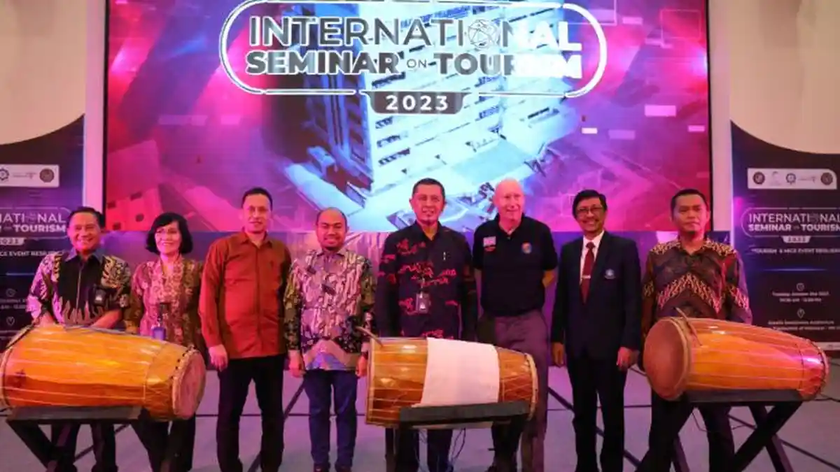 Poltekpar Makassar Sukses Gelar Seminar Internasional Tourism & MICE Event Resilence