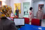CEO MUFG Berkunjung ke Mangga Dua