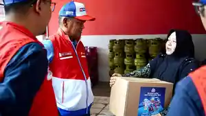 Komisaris-Utama-PT-Pertamina-Patra-Niaga-Ego-Syahrial-dan-Direktur-Pemasaran-Regional.jpg