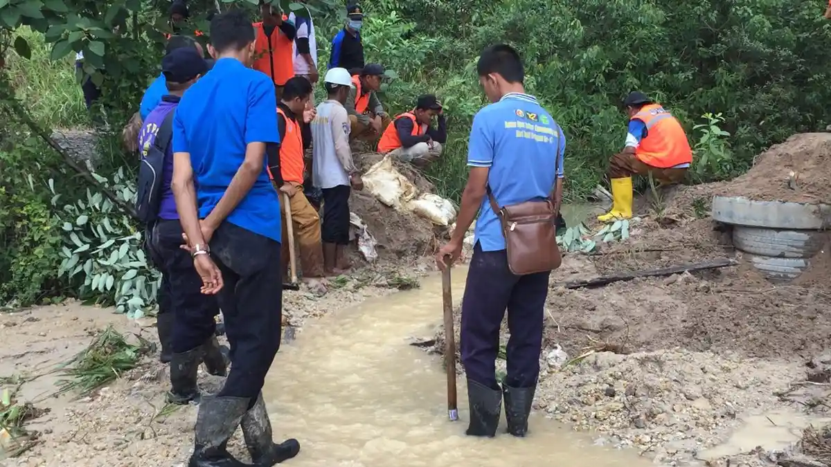 Keeping Water Supply in Sei Harapan Reservoir, Ditpam Clean Water Catchment Area in Sei Temiang