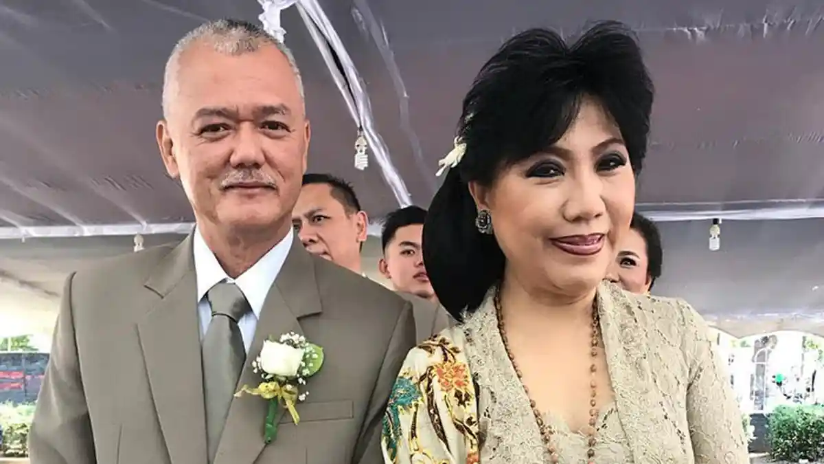 Jauh dari Kesan Mewah & Glamor, Kebaya Brukat yang Digunakan Desainer Anne Avantie Mencuri Perhatian