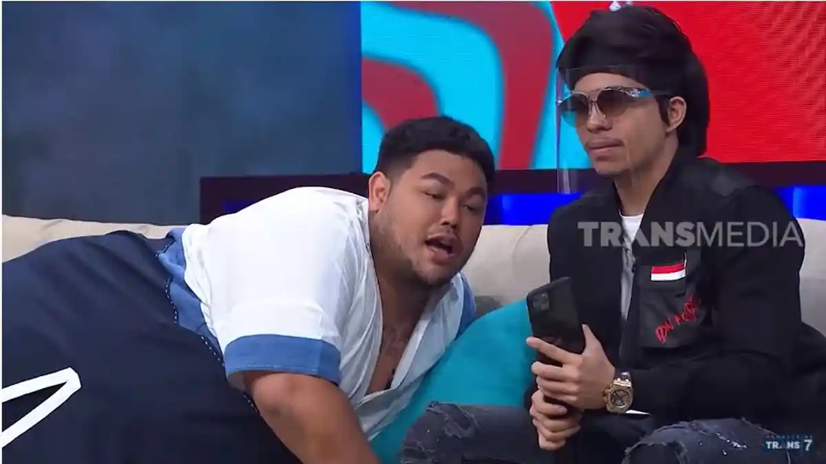 Video Call Aurel Hermansyah, Ivan Gunawan Ngadu: Atta Bilang Mau Ngawinin Kamu Cuma Settingan Doang