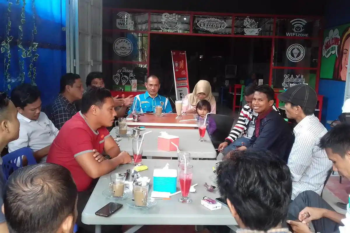 KNPI Luwu Utara Rapat di Roemah Cemilan, Ini yang Dibahas