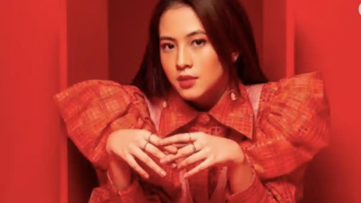 Adhisty Zara Dinobatkan Jadi Pemeran Wanita Terbaik Versi IMAA 2020
