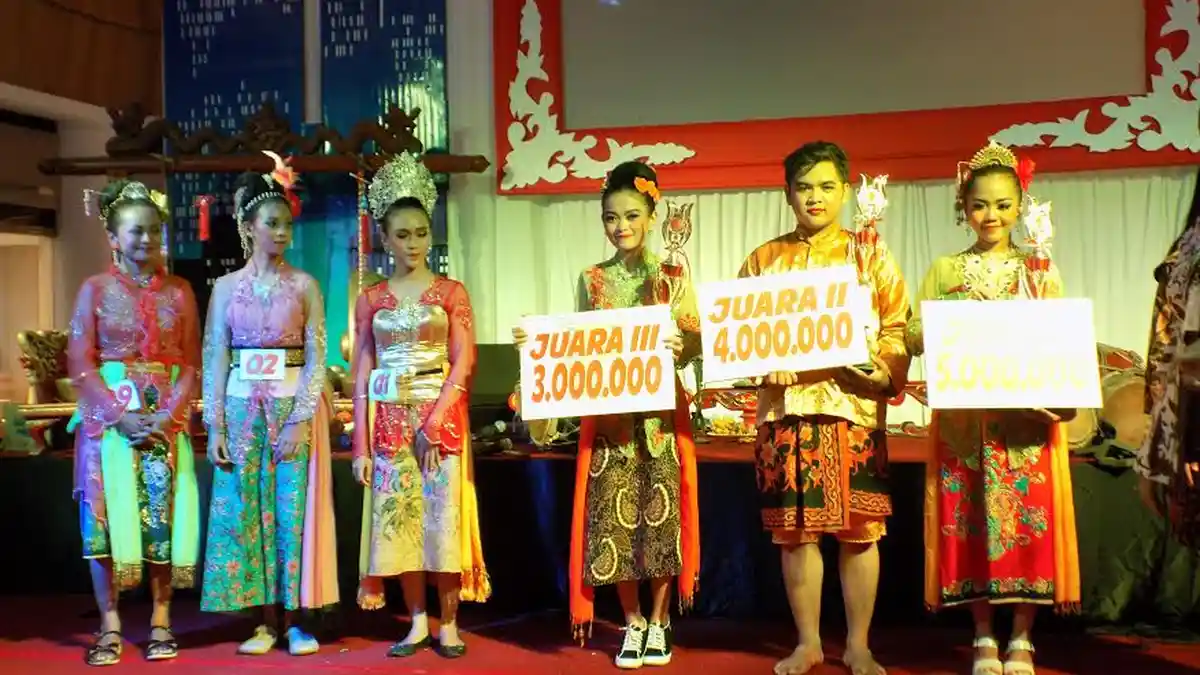 Tari Gado-gado Semarang Raih Juara Festival Tari Gambang Semarang