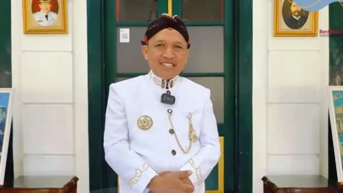 Pemkab Wonosobo Luncurkan Gerakan Sekolah Online bagi Warga Dewasa, Bupati: Upaya Tekan Kemiskinan