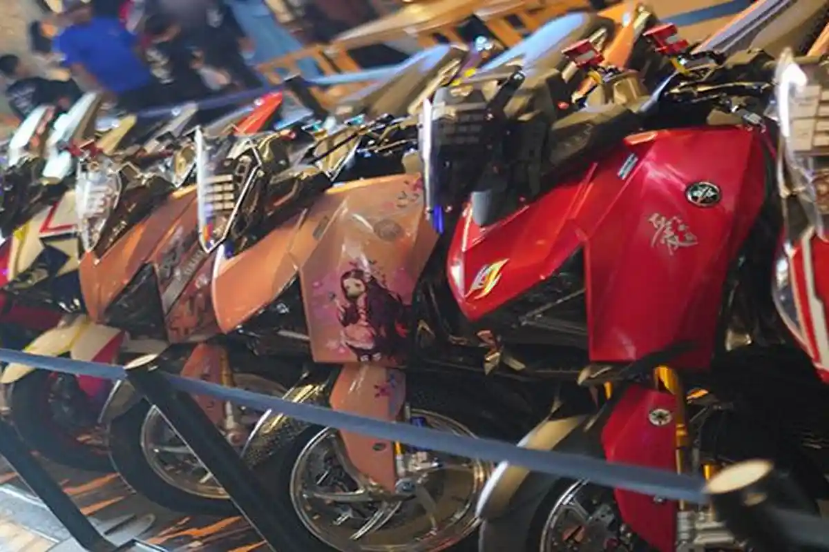 Puluhan Modifikator Tampil MAXimal dalam Gelaran CustoMAXi Yamaha Makassar 2025