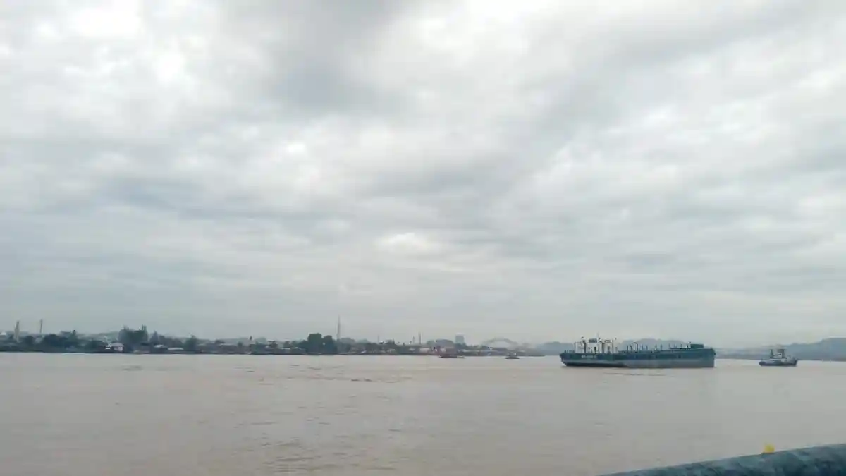 Prakiraan Cuaca Kota Samarinda Hari Ini, Awan Tebal Cenderung Merata di Semua Wilayah