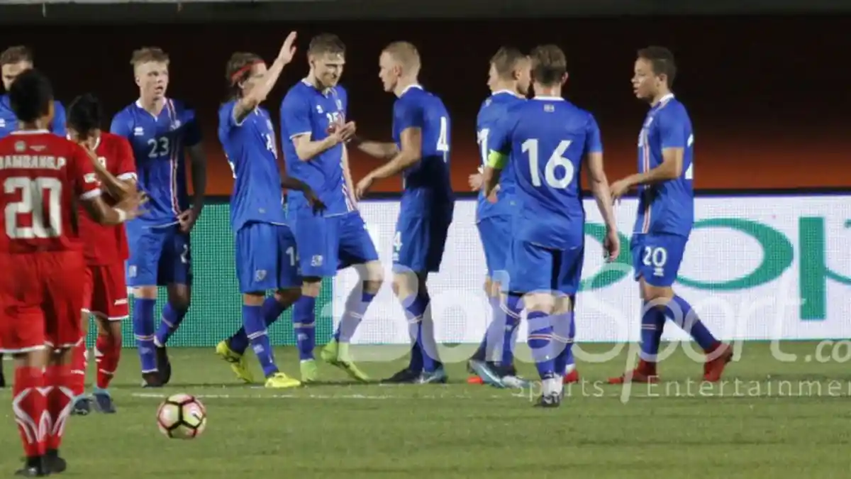 Dibawah Guyuran Hujan, Timnas Islandia Menang Telak atas Indonesia Selection