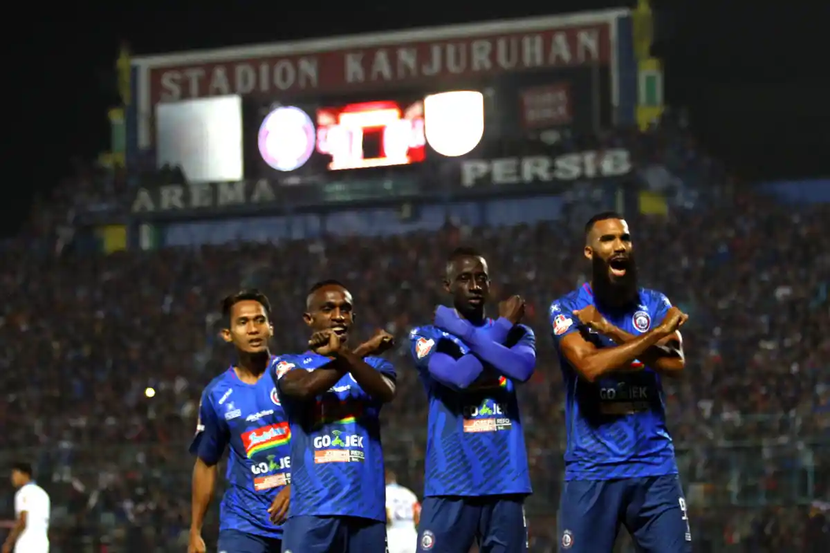 Hal-Hal Menarik Saat Arema FC Bekuk Persebaya 4-0: Makan Konate Impresif, Ada Gol Bajul Ijo Dianulir