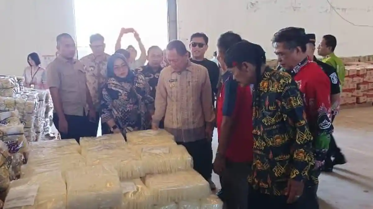 Cek Kebutuhan Pokok Jelang Lebaran, Bupati Tulangbawang Pastikan Harga dan Stok Normal