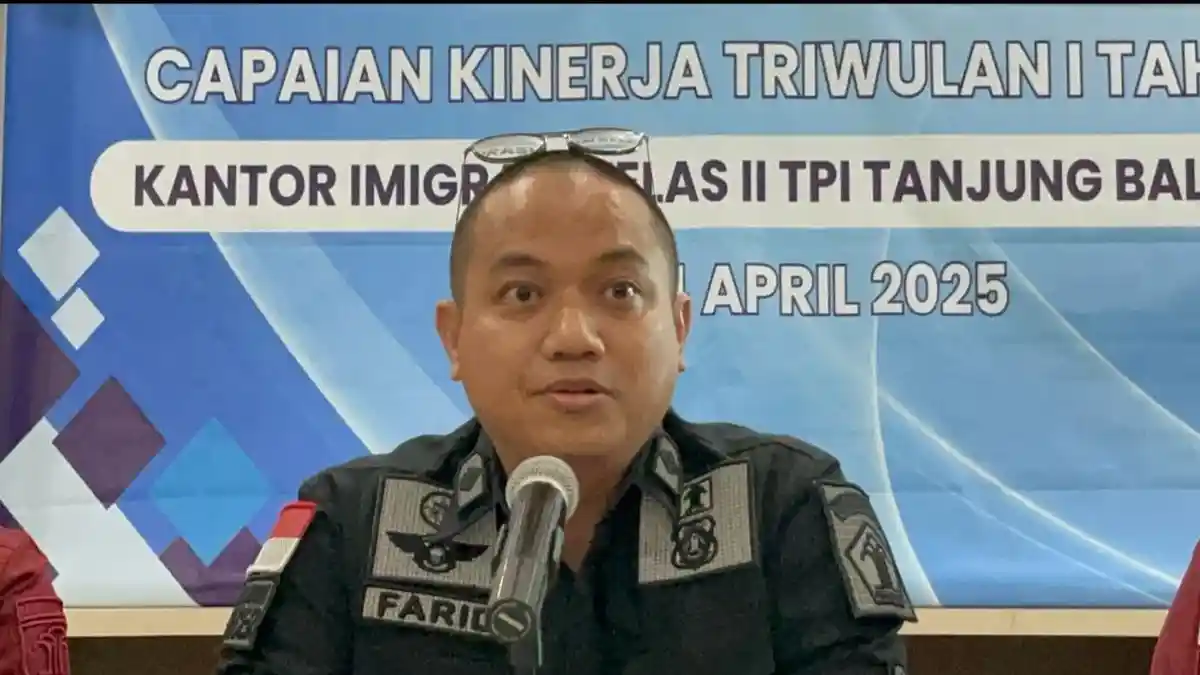Imigrasi Karimun Tunda Keberangkatan Puluhan Orang Diduga PMI Ilegal ke Malaysia