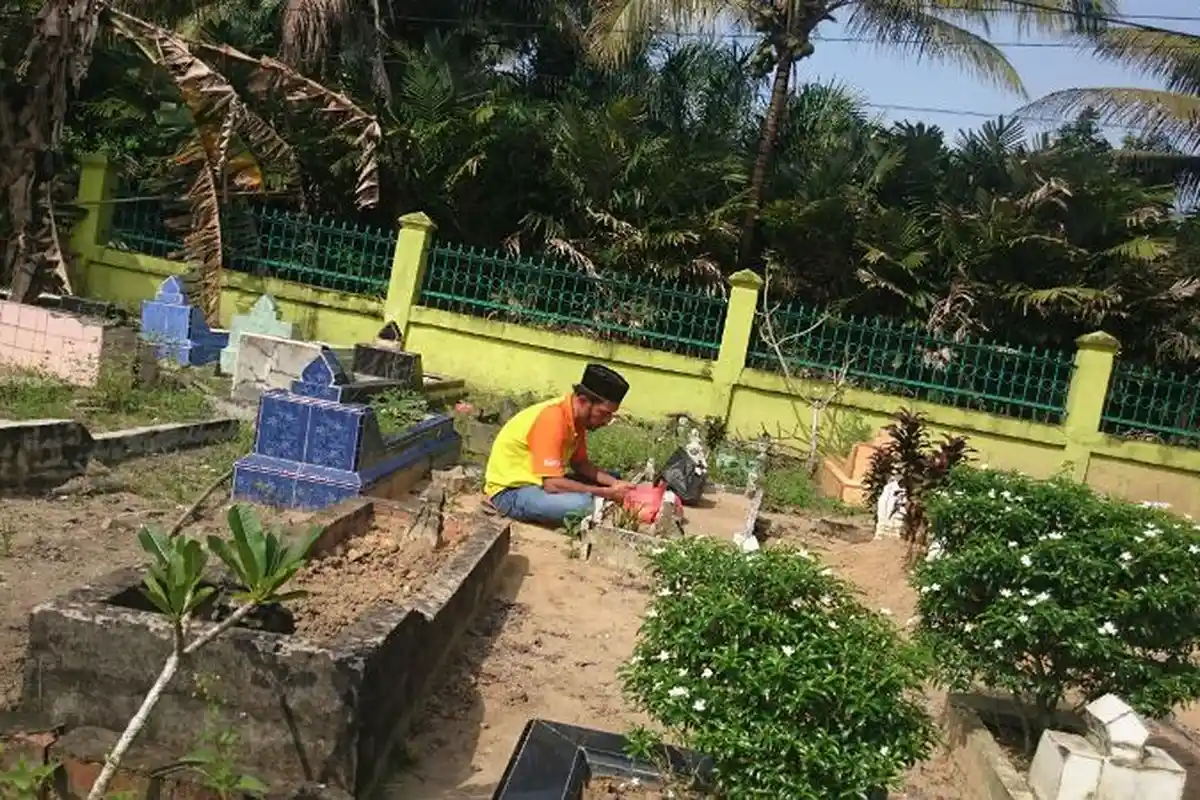 Tradisi Berziarah, Inilah yang Sering Warga Jambi Lakukan Menjelang Ramadan
