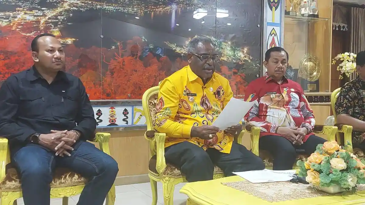 Satu Tahun Kepemimpinan Abisai Rollo-Rustan Saru: Pertumbuhan Ekonomi ...