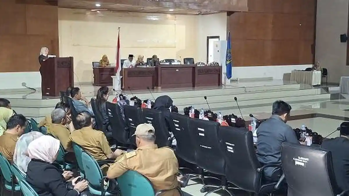 Pansus DPRD Parimo Keluarkan 10 Rekomendasi, Dorong Evaluasi Proyek hingga Tertib Aset Daerah