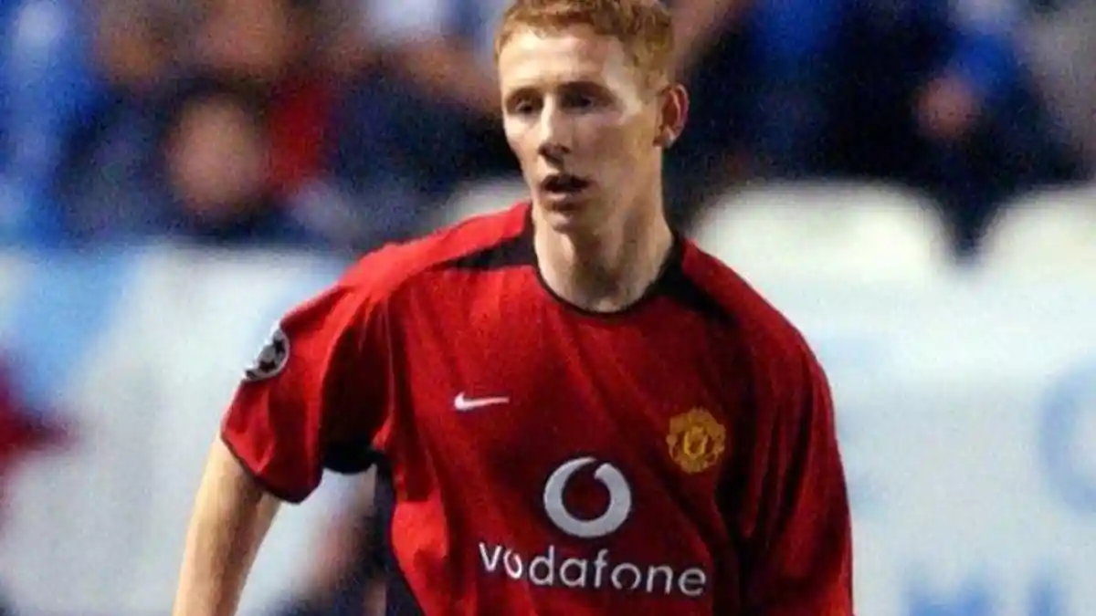 Kisah Mantan Pemain Manchester United yang Sekarang Jadi Kuli Bangunan