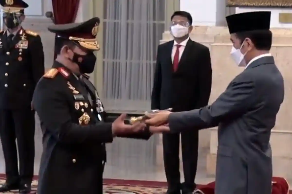 Latar Belakang Kapolri Listyo Sigit Prabowo Terkait dengan Panglima TNI, Ayah Bukan Orang Sembarang!
