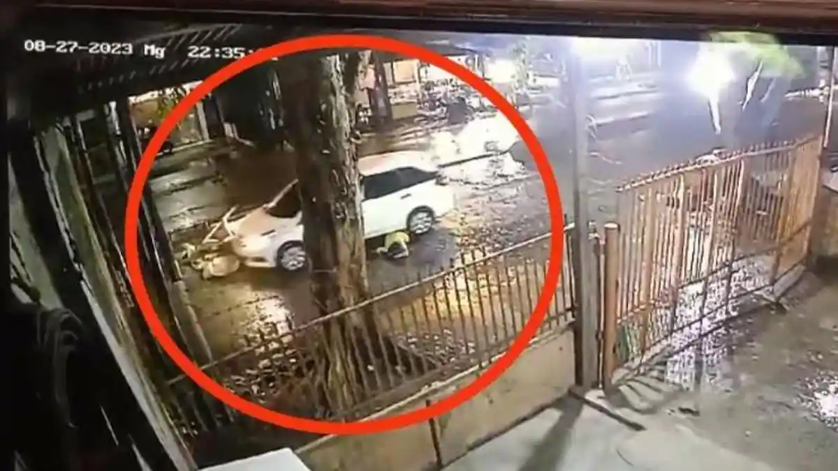 Pedagang Wanita Ditabrak Lari Mobilio Putih, Gerobak Dagangan dan Korban Sempat Tergilas