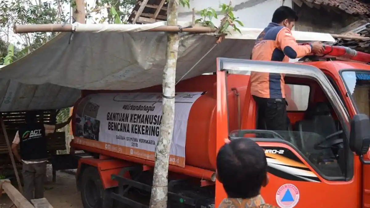 Masih Alami Kekeringan, ACT DIY Terus Droping Air Bersih ke Gunungkidul