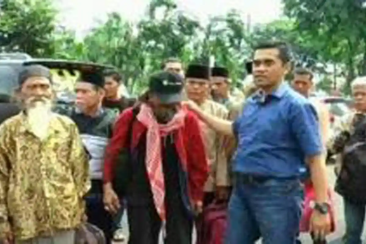 7 Maha Guru Dimas Kanjeng Ditangkap! Abah Gimbal yang Disebut Berumur 600 Tahun Misterius