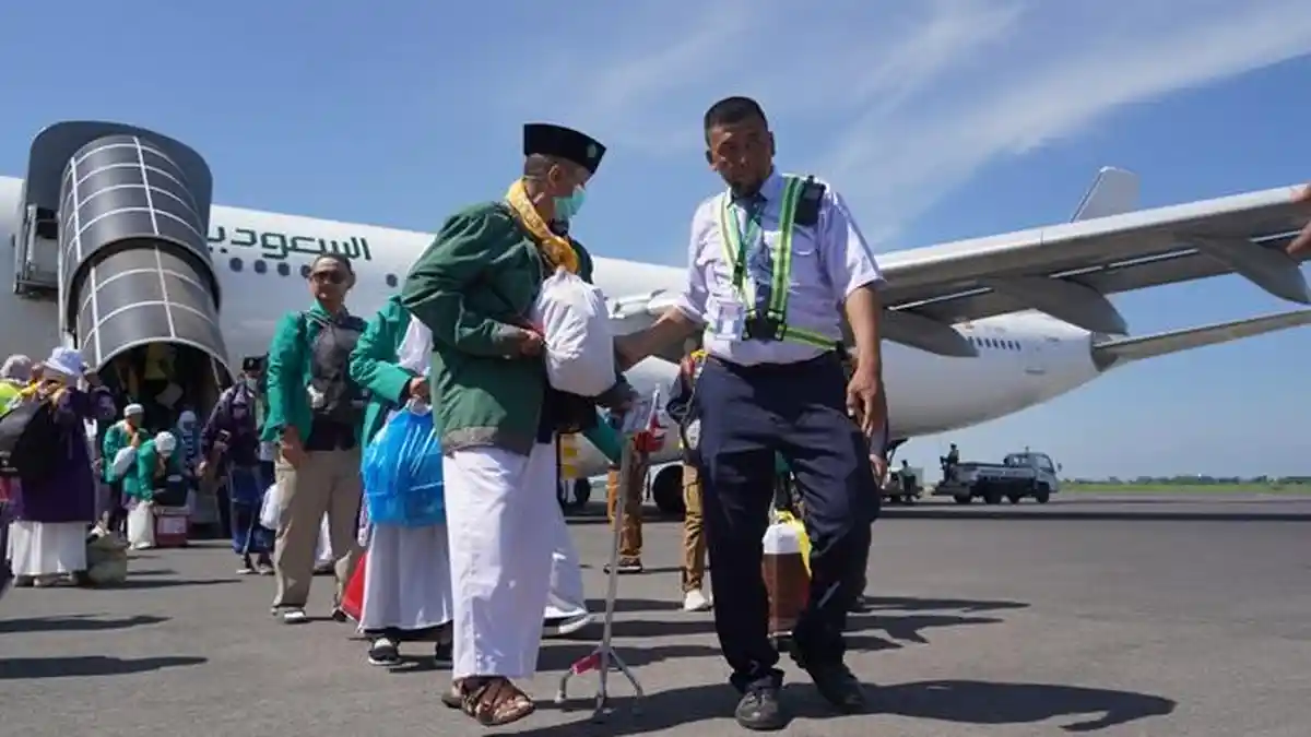 877 Jemaah Reguler dan 134 Jemaah Cadangan Haji Situbondo Berangkat Tahun Ini