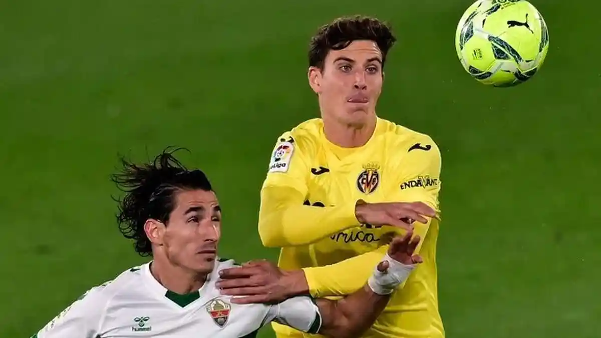 BURSA Transfer Real Madrid: Inikah Calon Pengganti Raphael Varane?