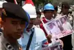Demo Tuntut Pembayaran Pengerjaan Kedubes Arab Saudi