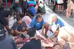 BAGIKAN-DAGING-KURBAN-Panitia-kurban-Masjid-Roudlotul-Abidin-Blanten.jpg