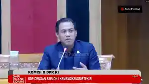 Anggota-DPR-RI-Mitra-Fakhruddin-dalam-Rapat-122.jpg