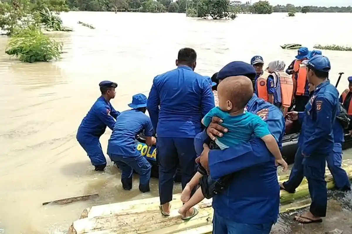 Sawah Terendam Banjir, Kepala Dinas Sebut Persediaan Beras di Jabar Dipastikan Masih Aman