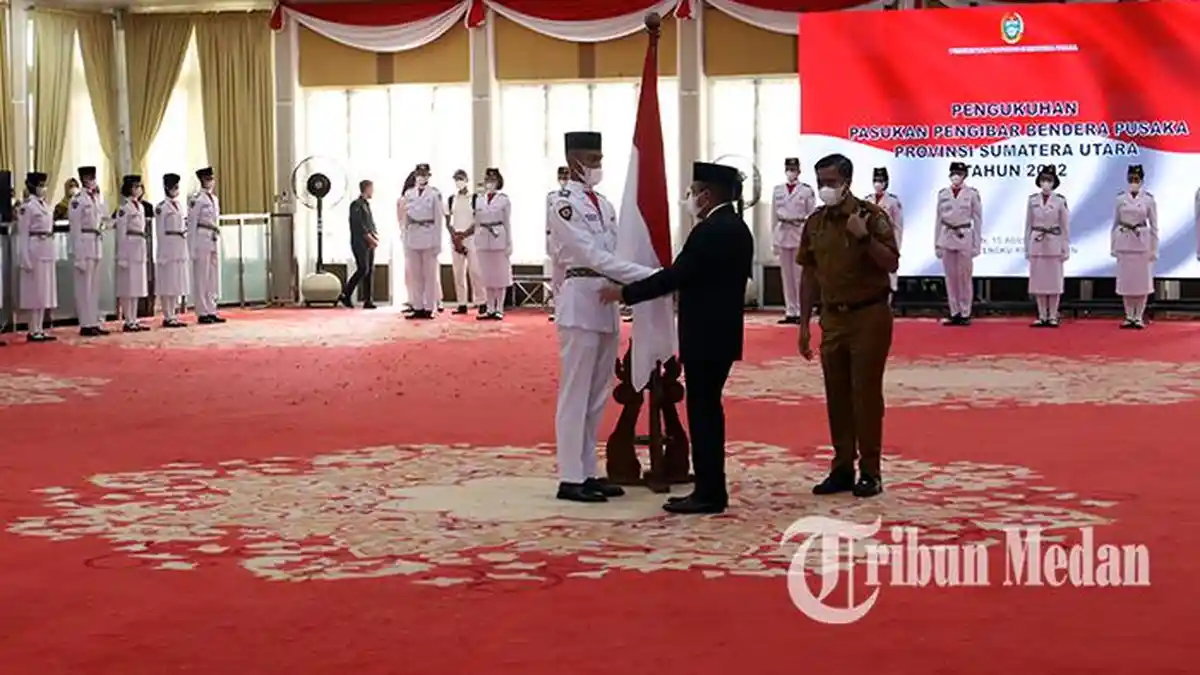 Berita Foto: Gubernur Sumut Edy Rahmayadi Mengukuhkan 66 Paskibraka Sumut di Aula T Rizal Nurdin - 15082022_PASKIBRAKA_SUMUT_DANIL_SIREGAR_4jpg.jpg