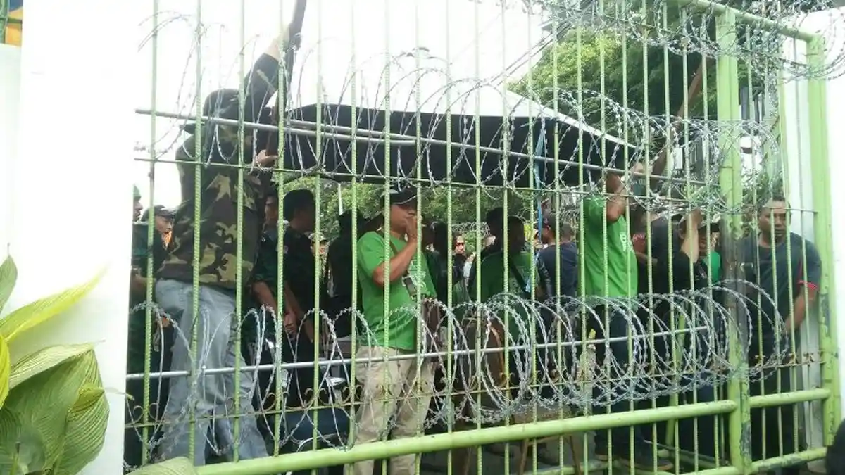 Ingin Silaturahmi ke DPP PPP Romi, Kubu Djan Dihadang Puluhan Preman