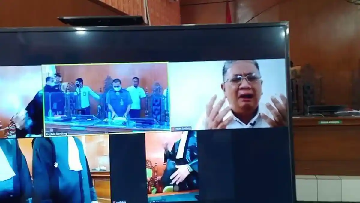 Irfan Suryanagara & Istri Divonis Bebas, Sidang Tertib, Meski Dihadiri Pendukung Korban & Terdakwa