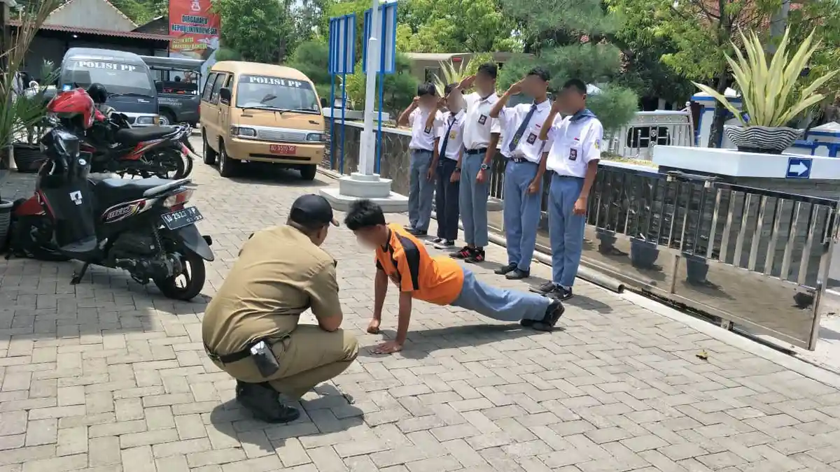 Puluhan Pelajar di Karanganyar Terjaring Razia Satpol PP, Sebagian Tak Hafal Pancasila
