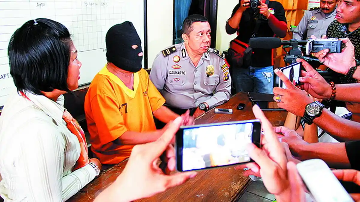 Anak-anak Korban Pelecehan Seksual Ini Curhat Lewat Tulisan di Kertas