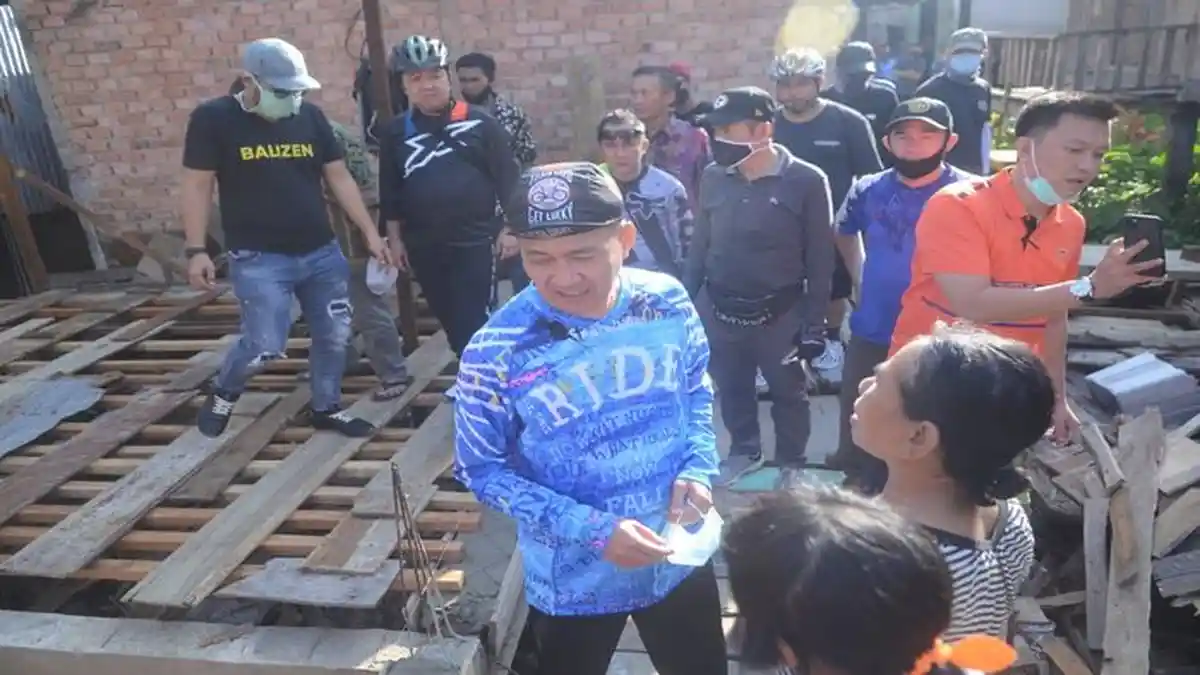1 KK 1 Batu Bata Cara Warga IB II Palembang Bantu Warganya Dirikan Rumah, Ratu Dewa Ikut Patungan