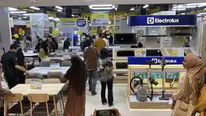 20260311-Jelang-Lebaran-Warga-Makassar-Berburu-Diskon-Furnitur-di-Atria-TSM.jpg