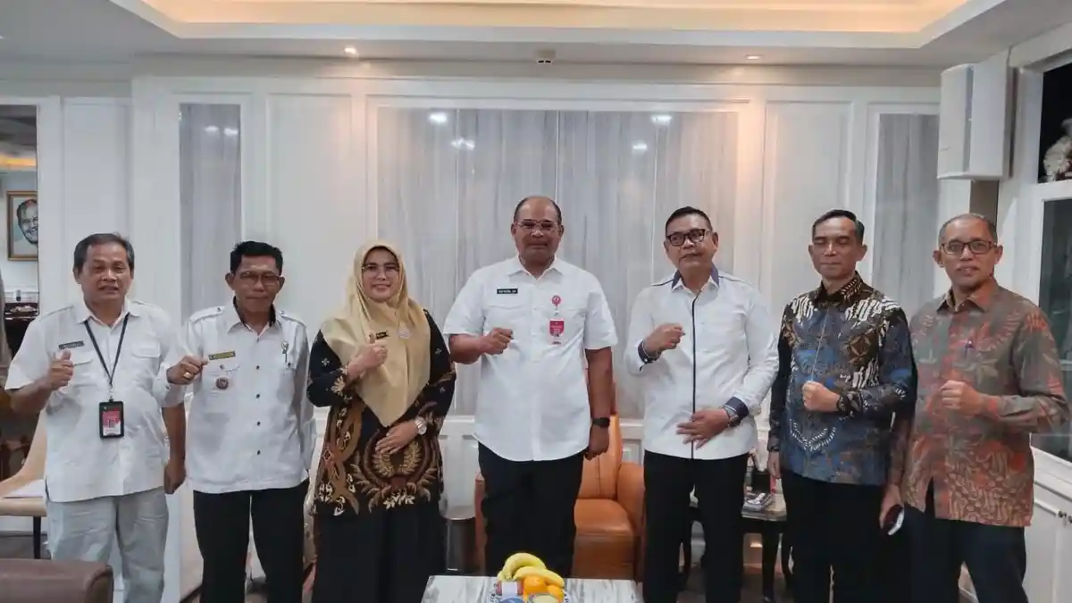 Bupati Epyardi Datangi Kemendagri, Minta Kejelasan Permendagri Tapal Batas Solok-Tanah Datar