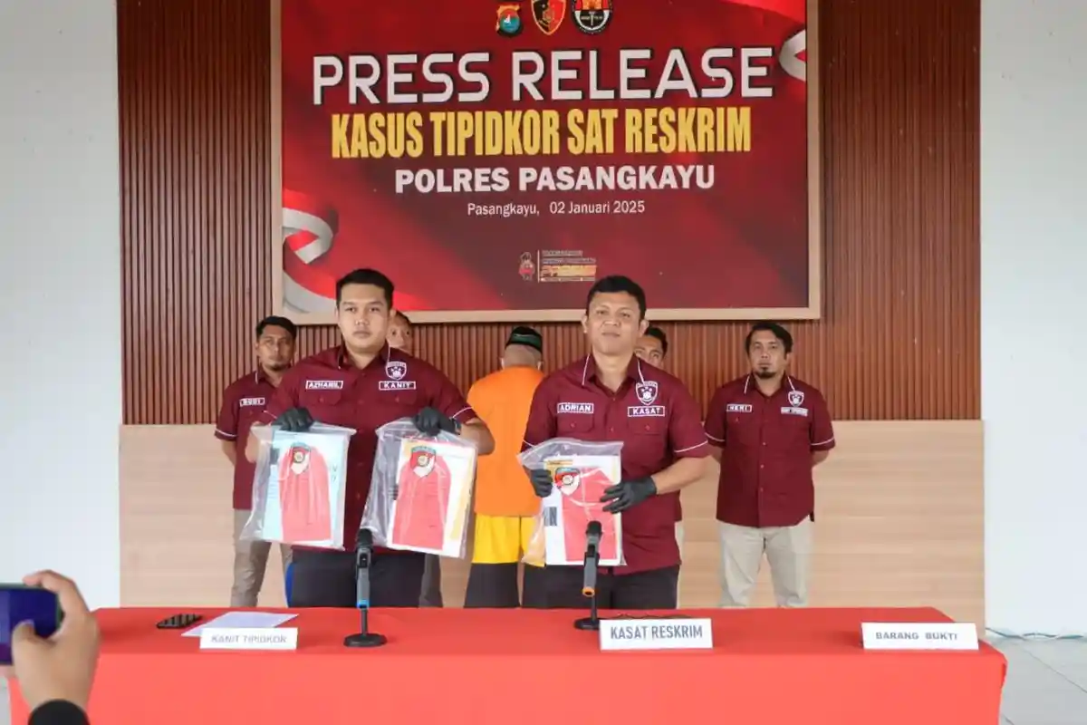 Korupsi Dana Desa, Mantan Kades Maponu Pasangkayu Ditangkap Modus Mark Up Anggaran Hingga Rp350 juta