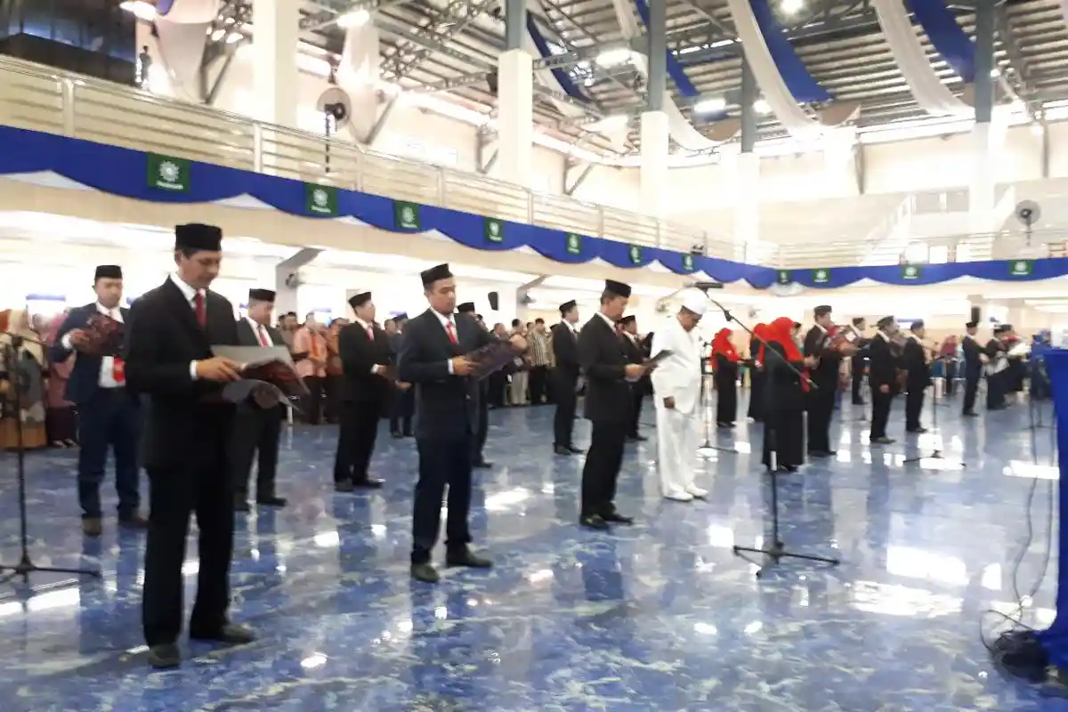 Rektor Unismuh Makassar Lantik Wakil Dekan Baru Tujuh Fakultas