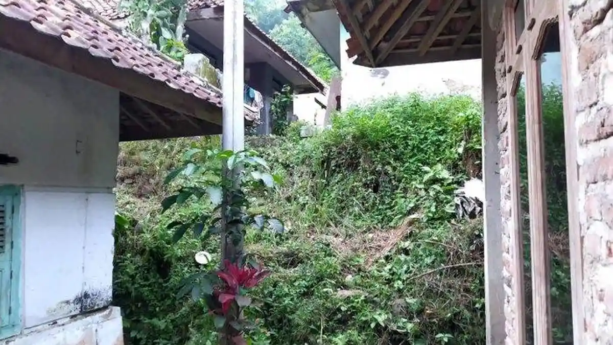 Viral 'Kampung Mati' di Kuningan, Ini Penampakan Rumah Sekitar hingga Cerita Warga