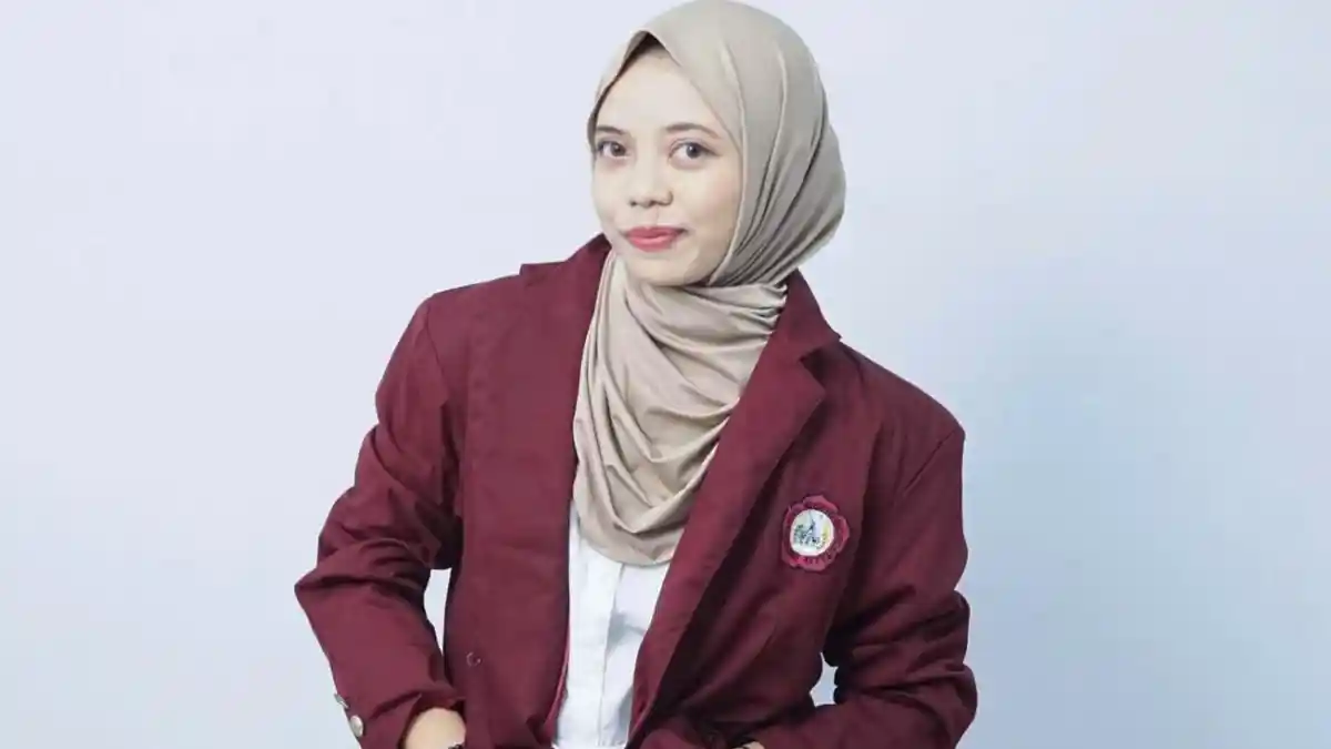 Nurain Lakoro Harumkan Nama Gorontalo dengan Medali Emas di Lomba Nasional Bahasa Indonesia
