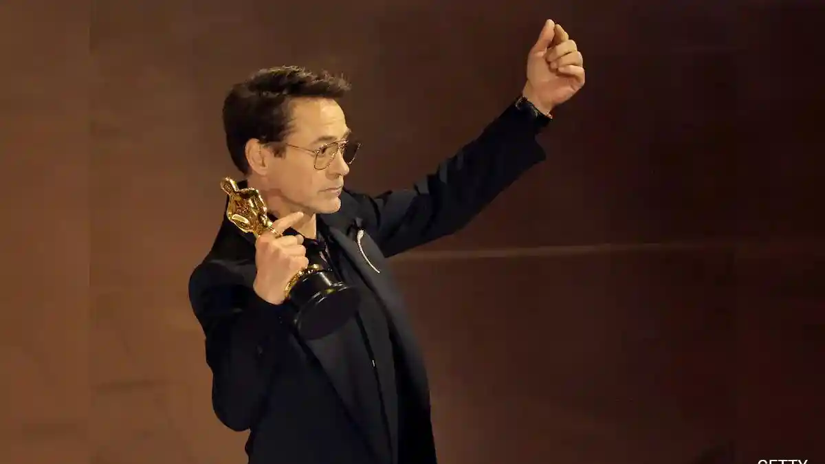 Aktor Iron Man, Robert Downey Jr Raih Piala Oscar lewat Film 'Oppenheimer'