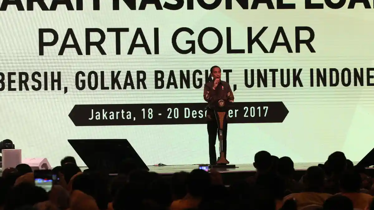 Presiden Jokowi Kocok Perut Ribuan Kader Golkar dengan Guyonannya