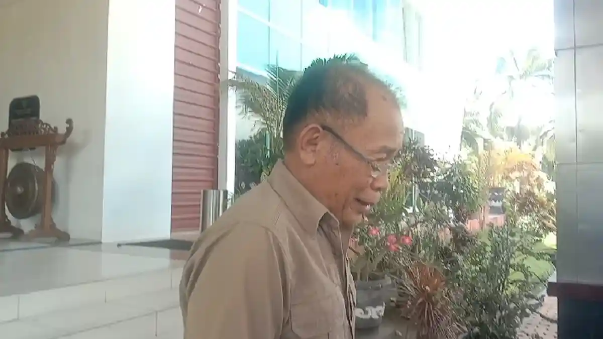 Ini Klarifikasi Bupati Halmahera Utara Frans Manery Terkait Video Ancamannya Pada Pendemo yang Viral