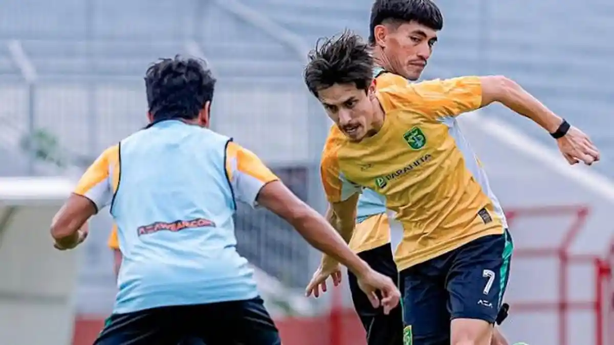Persebaya Dihuni Pemain Bagus, Francisco Rivera Percaya Diri Bajul Ijo Raih Prestasi Lebih Baik