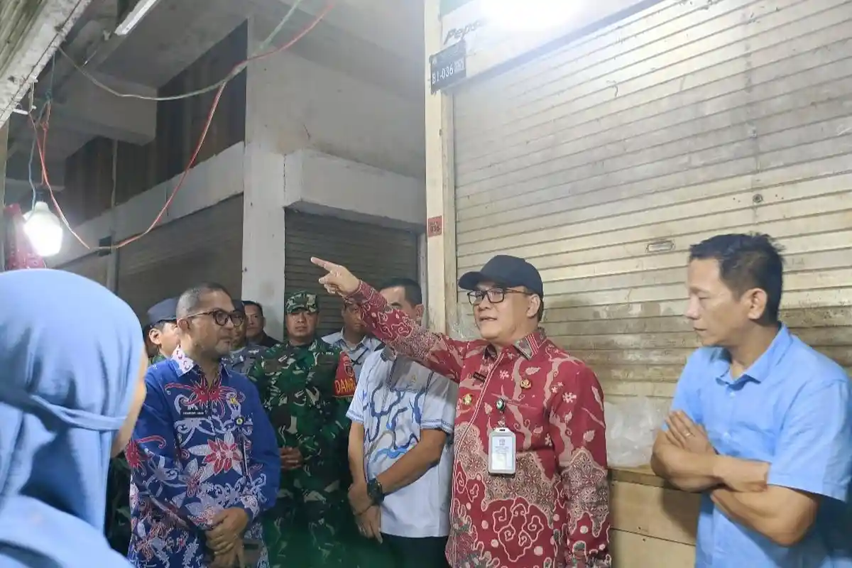 Ada Pedagang Pasar Pandansari Balikpapan Berjualan di Tangga, Wawali Bagus: akan Coba Cari Solusi